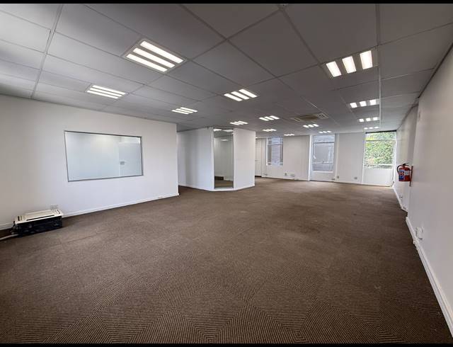 180M² OFFICE TO LET IN ROSEBANK